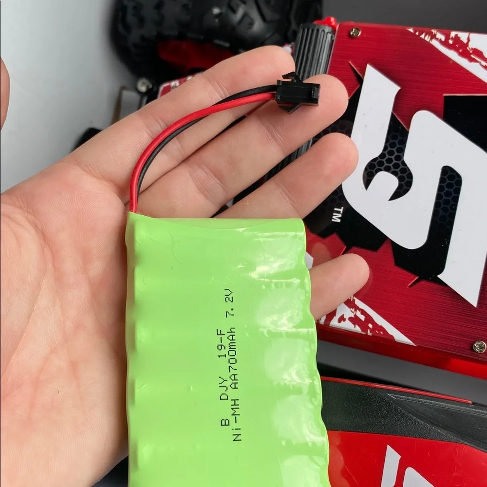 Snap-on Amphibious Remote Control Vehicle - Picture 8 of 14